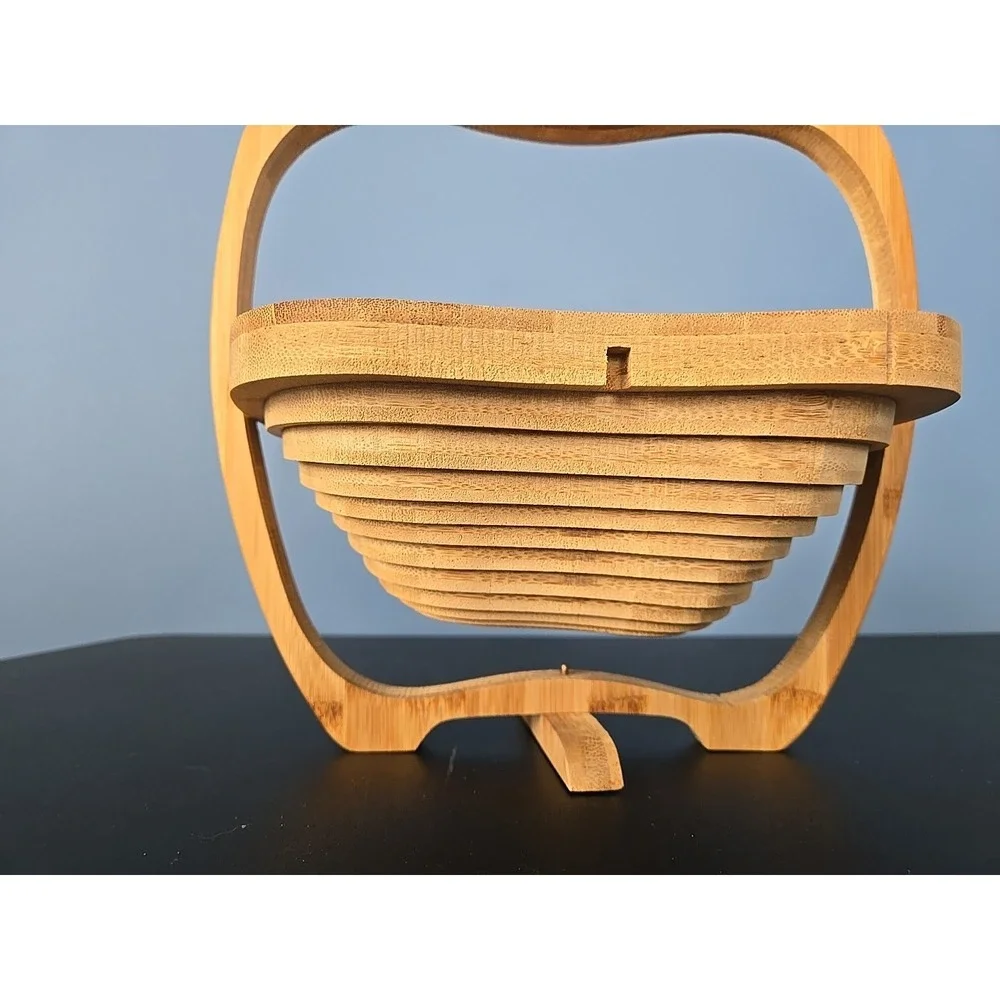 OH NUTS! Apple shaped Wooden coiling collapsing fruit nut basket Trivet‎ Novelty